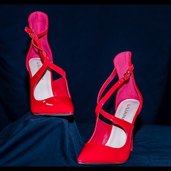 Shoes - Pointed Toe Cross Strap Stiletto Heel